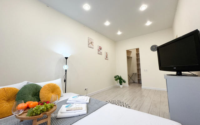 S zaseleniem 24/7 luchshiy servis posutochno 50 Flat