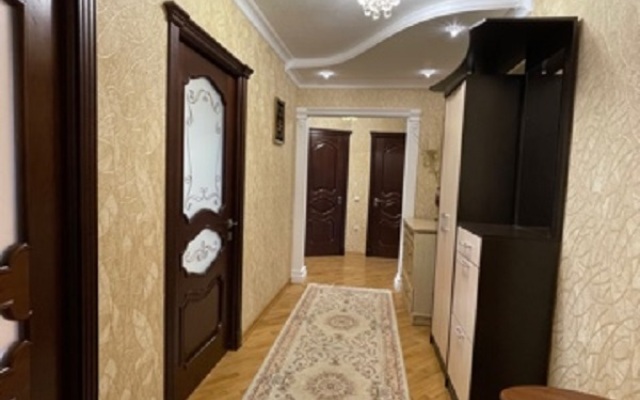 Prostornaya Kvartira V Tsentre Apartments