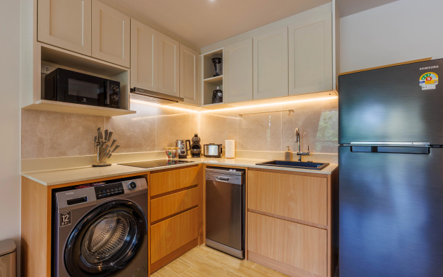 New 2bd Apartments near Beachside Apartments