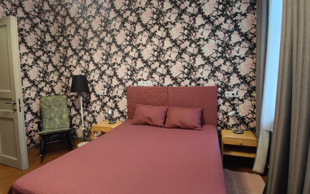 Prostornaya Uyutnaya v Tsentre Flat