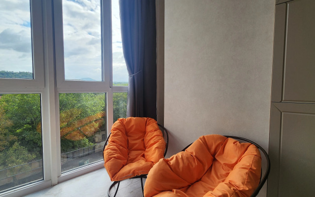 V Tsentre Ryadom S Parkom Apartments