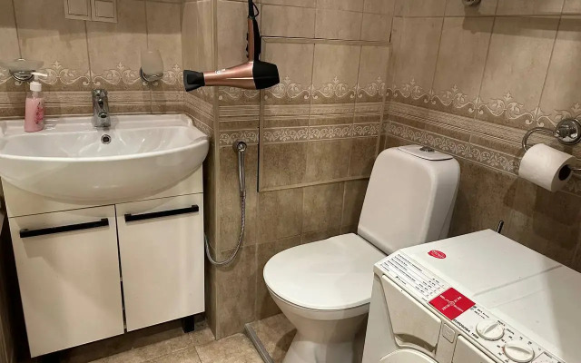 Dvukhkomnatnaya Na M Kurskaya Flat