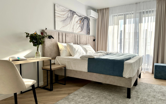 Du Soleil  V Rezidentsii Yevropa Na 7 Etazhe Apartment