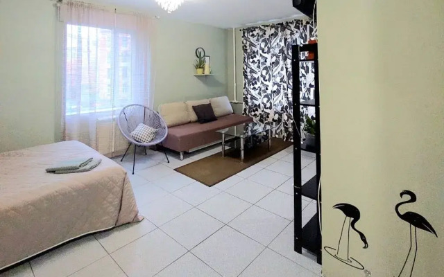 Ryadom S ZHD Vokzalom I Krasnoy Ploschadyyu Apartments