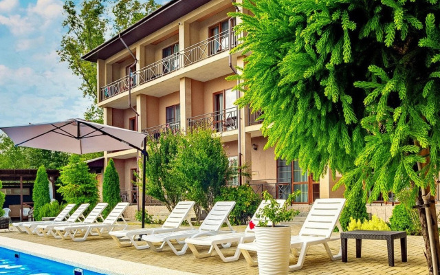 Eco Life Hotel