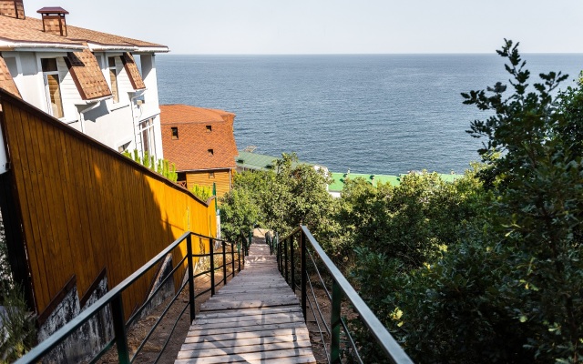 The SOFI Family House Mini-hotel