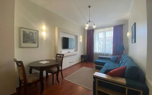 Апартаменты 3-комнатные HomeApart пр-т Независимости, 13