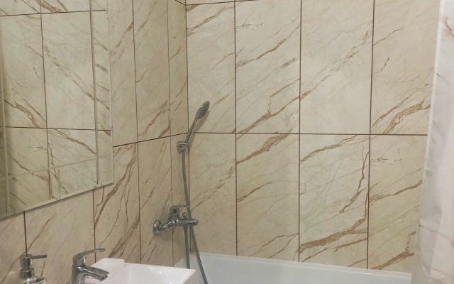 Апартаменты студия 45 на Симанина 14