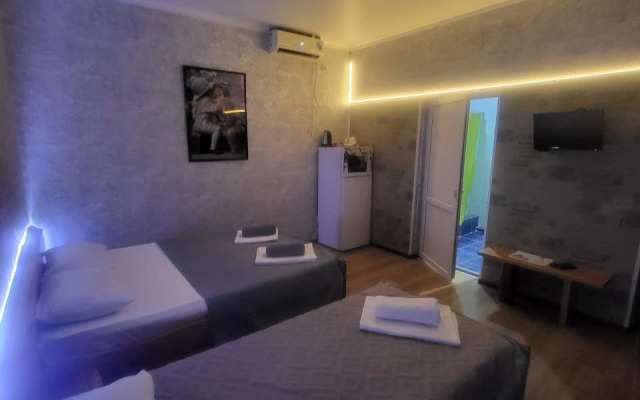 Mini-Otel Bely Plyazh, Novii Afon