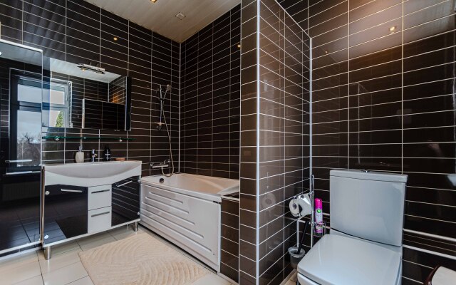 Derevnya Yusupovo S Basseynom I Saunoy Private House