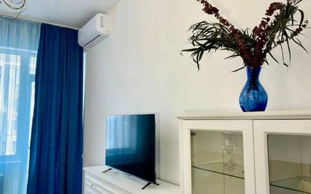 Dvukhkomnatnye Van Gog Ryadom S Arbatom Apartments