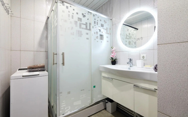 V novom kirpichnom dome Flat