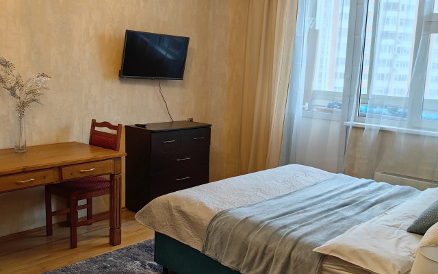 Квартира Русанова 5