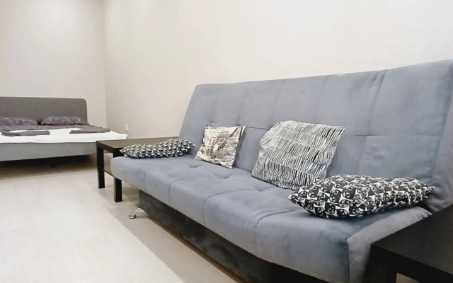 Апартаменты на Пилотской 37