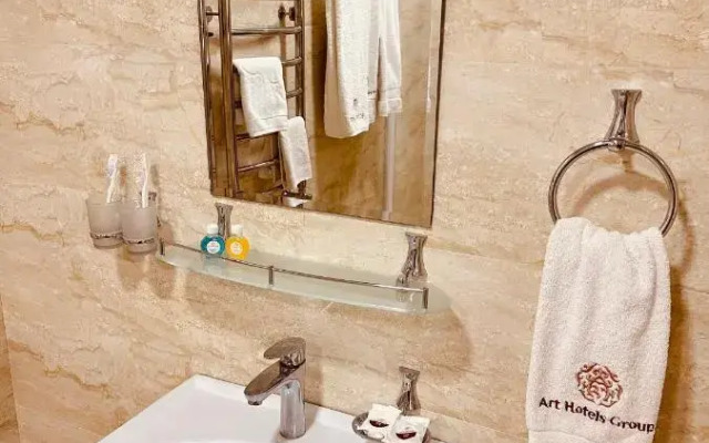 Grand Art Hotel