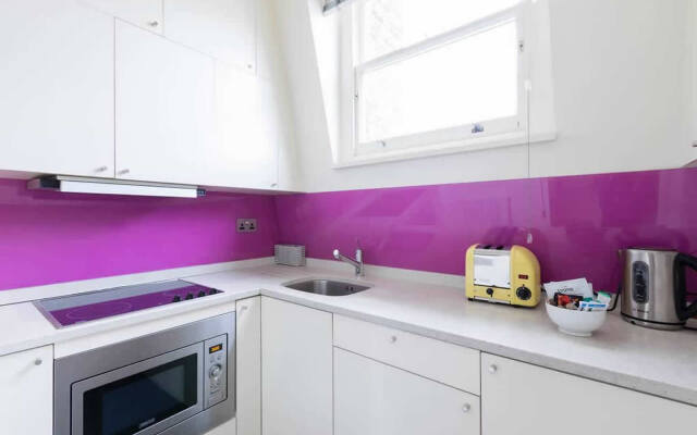 Comfortable Aircon Apartment Earls Court