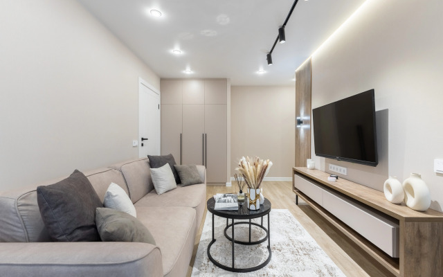 Na Korotchenko 4 Apartment