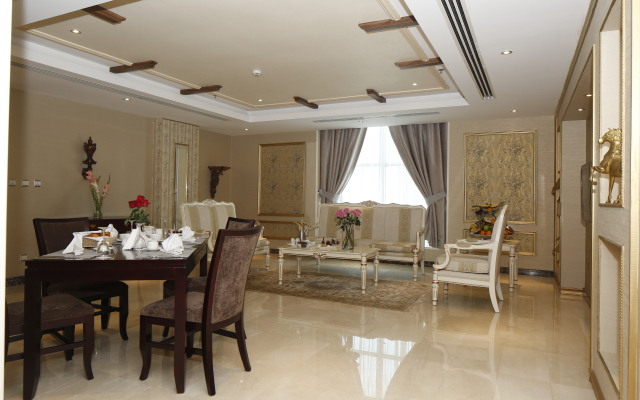 Warwick Al Jubail Hotel
