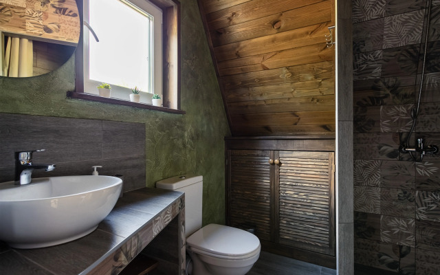 Yakshino Private House
