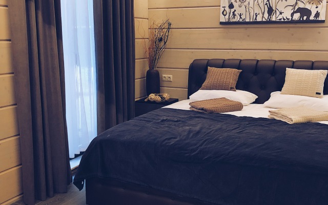 Water House Hotel