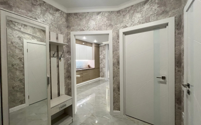 V Tsentre Goroda Flat