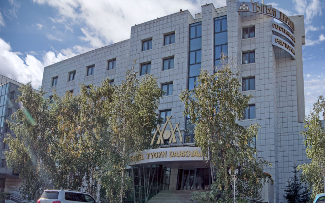 Tygyn Darkhan Hotel