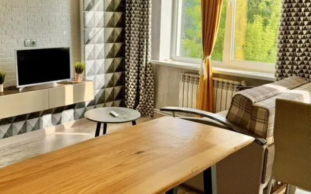 Yarkaya Dizajnepskaya Na Naberezhnoj Flat