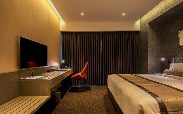 Отель Best Western Plus Maple Leaf