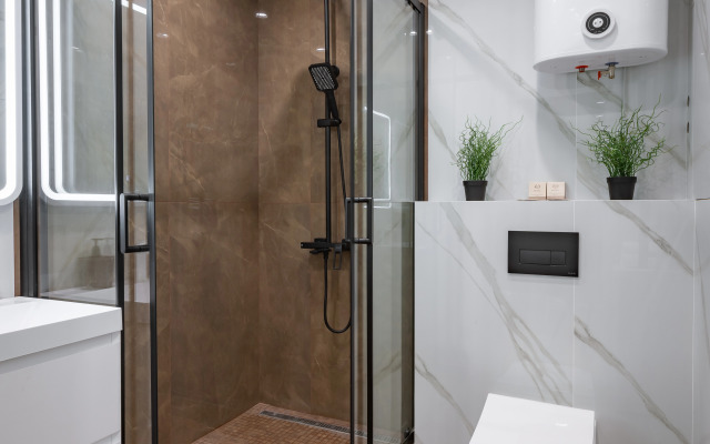 V tsentre Samaryi Flat