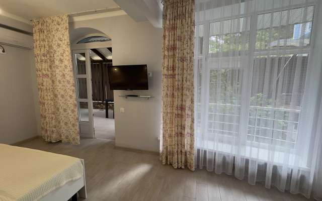 Апартаменты Flora&Komfort 1