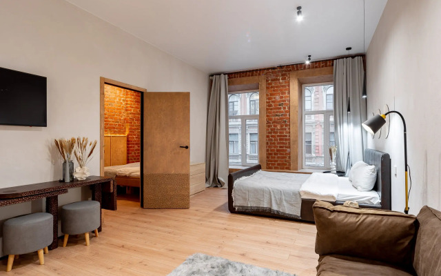 Квартира Дизайнерская евродвухкомнатная квартира в самом центре