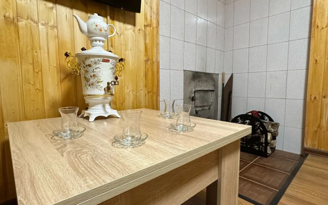 S Baney Barbekyu Zonoy I Bolshoy Besedkoy Private house