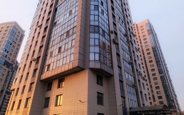 Na Ulitse Tipanova Flat