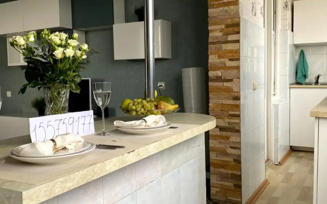 Uyutnaya Kvartira Golubye Dali Flat