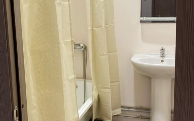 Апартаменты двухкомнатные на Хользунова