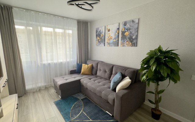 V Shage ot Dostoprimechatelnostey i Naberezhnoy Flat