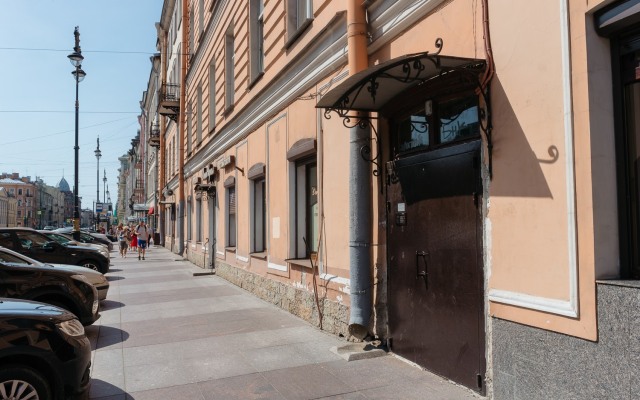 Апартаменты Квартира у Таврического Сада