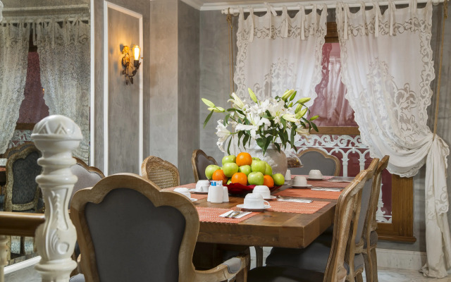 Amofta Boutique Hotel