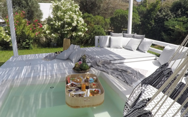 Ow Andros Luxury Suites Villa