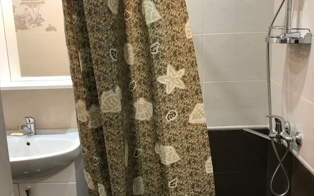 Vozle Ozera Flat