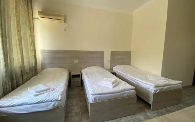 Oasis Hotel Kapan