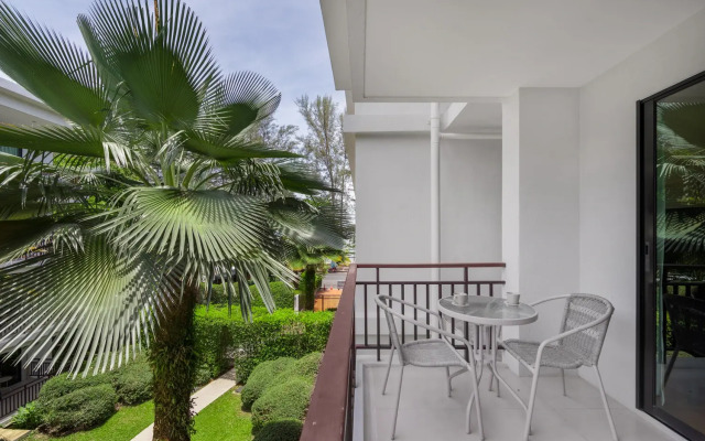 Suite Selayar Rawai Beachfront Title Condo Apartments