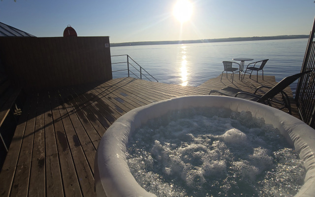 Частный дом на улице Полуостров Маленький