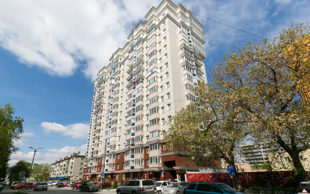 Romanova Apartments