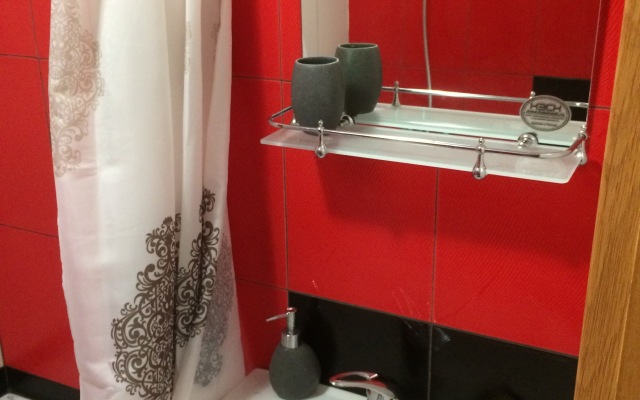 Квартира Холостякова 36