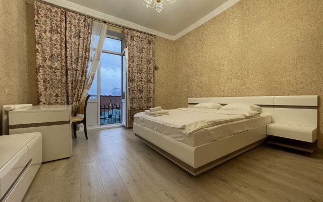 3-komnatnye HomeApart Lenina, 4 Apartments