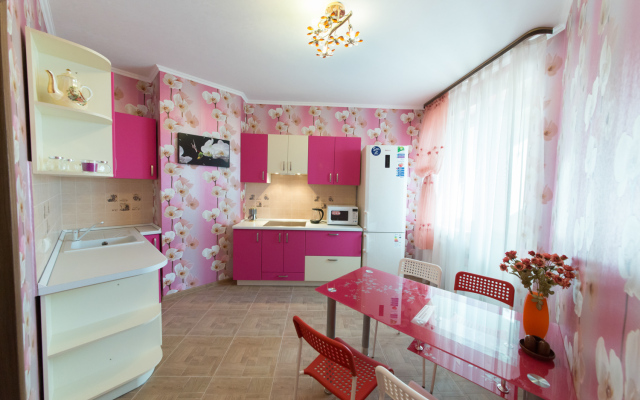 Апартаменты На 12 Этаже Рядом с Сафари-Парком