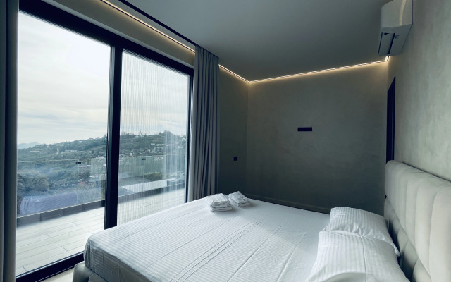 S Basseynom I Baney Villa