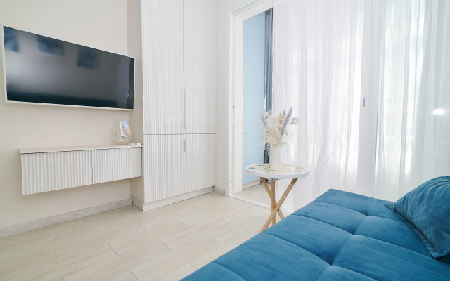 Champagne And Mountains Apartments