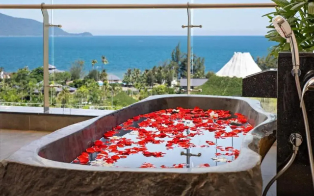 Kurortnyj ' Da Nang  Mikazuki Japanese Resorts and Spa